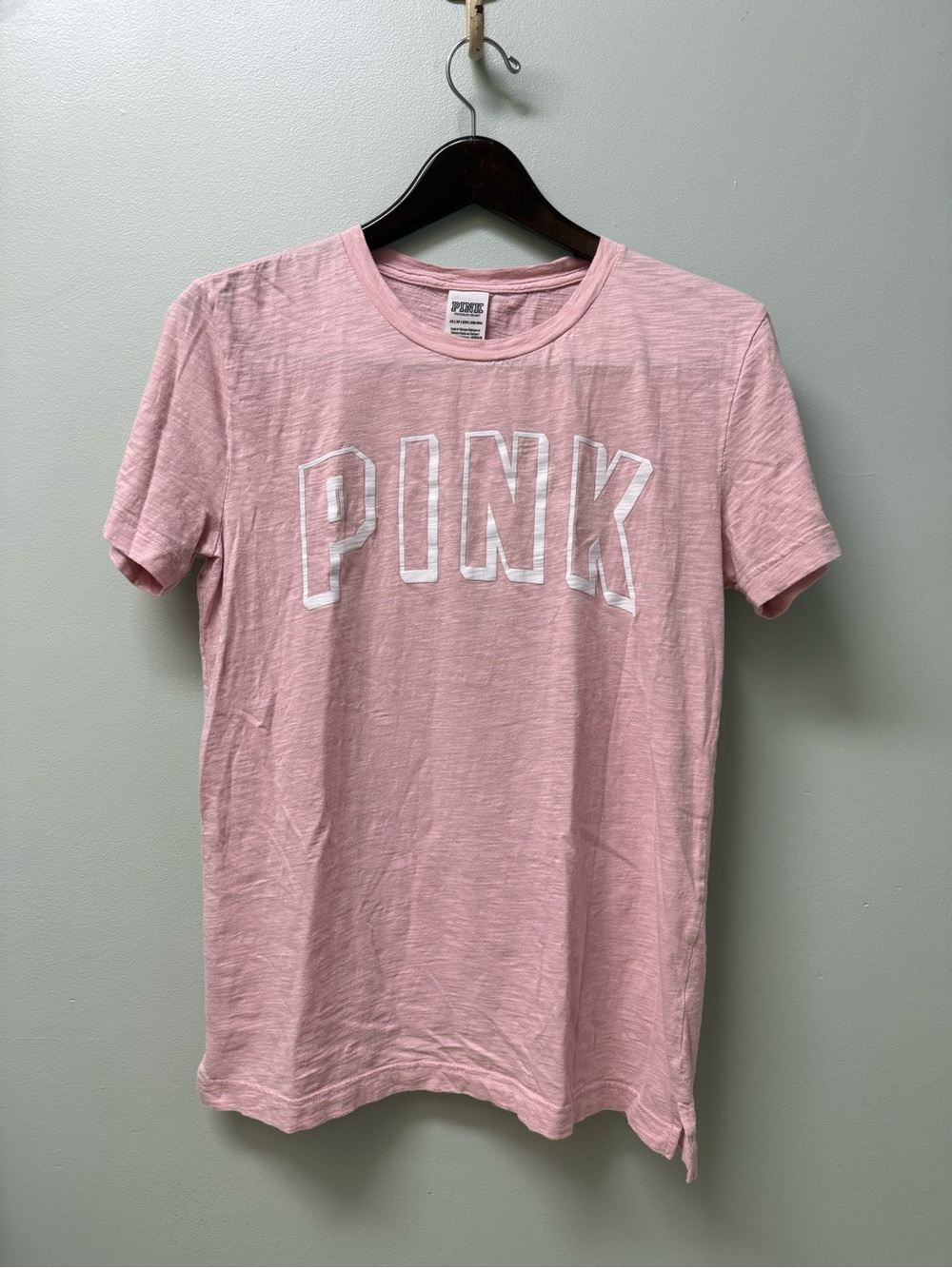 Victoria’s Secret pink logo tee XS runs big